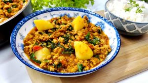 Spinach Infused Turkey and Potato Curry Cooking Tutorial